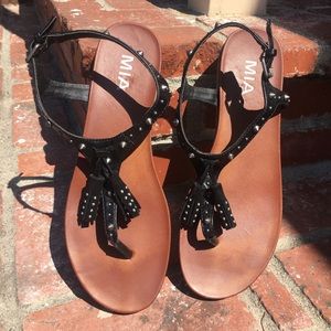 MIA leather sandals